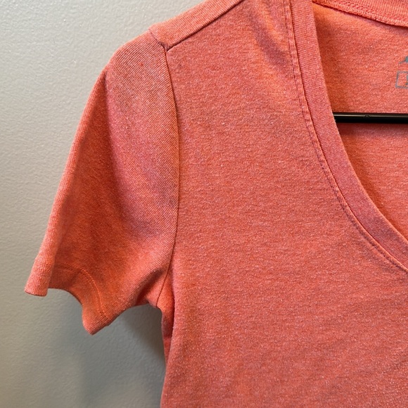 Eddie Bauer Outdoor women’s top size small - Picture 3 of 4